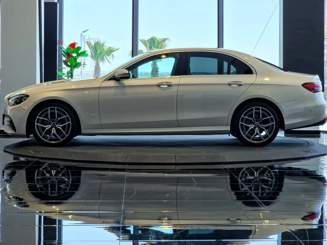 2021 Mercedes-Benz E Serisi E 220 d Kıbrıs | KKTC İkinci El Satılık Araba - Thumbnail 2