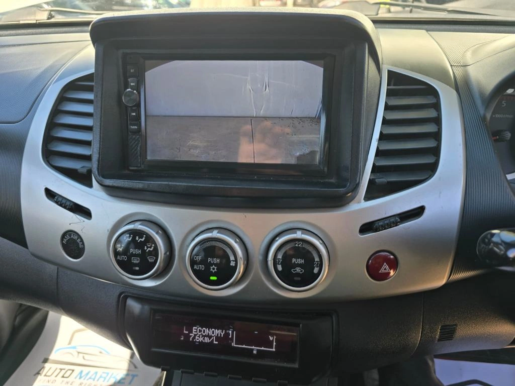 2015 Mitsubishi L 200 2.4 D Kıbrıs | KKTC İkinci El Satılık Araba - Thumbnail 7