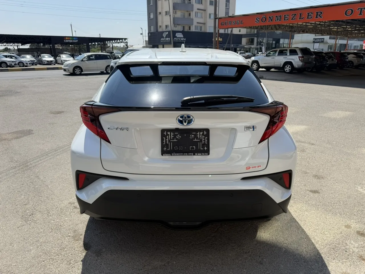 2022 Toyota C-HR 1.8 Hybrid Kıbrıs | KKTC İkinci El Satılık Araba - Thumbnail 4