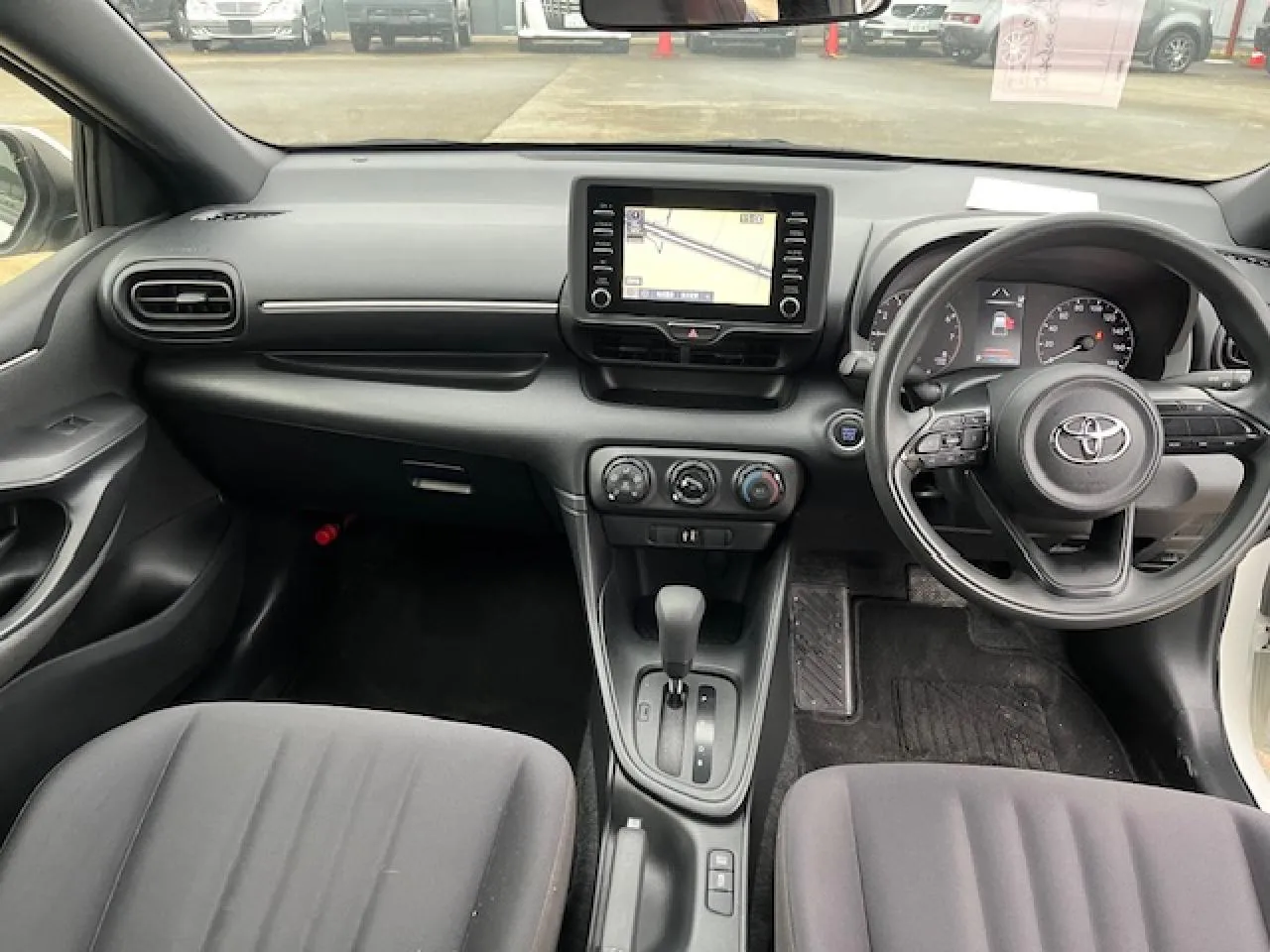 2022 Toyota Yaris 1.0 Kıbrıs | KKTC İkinci El Satılık Araba - Thumbnail 6