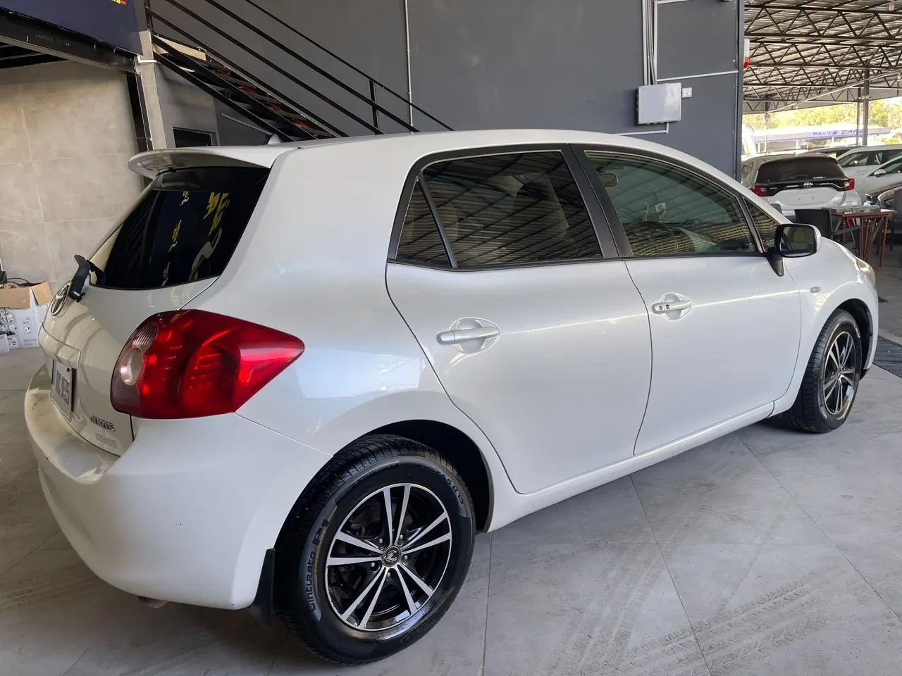 2010 Toyota Auris 1.5 Kıbrıs | KKTC İkinci El Satılık Araba - Thumbnail 5