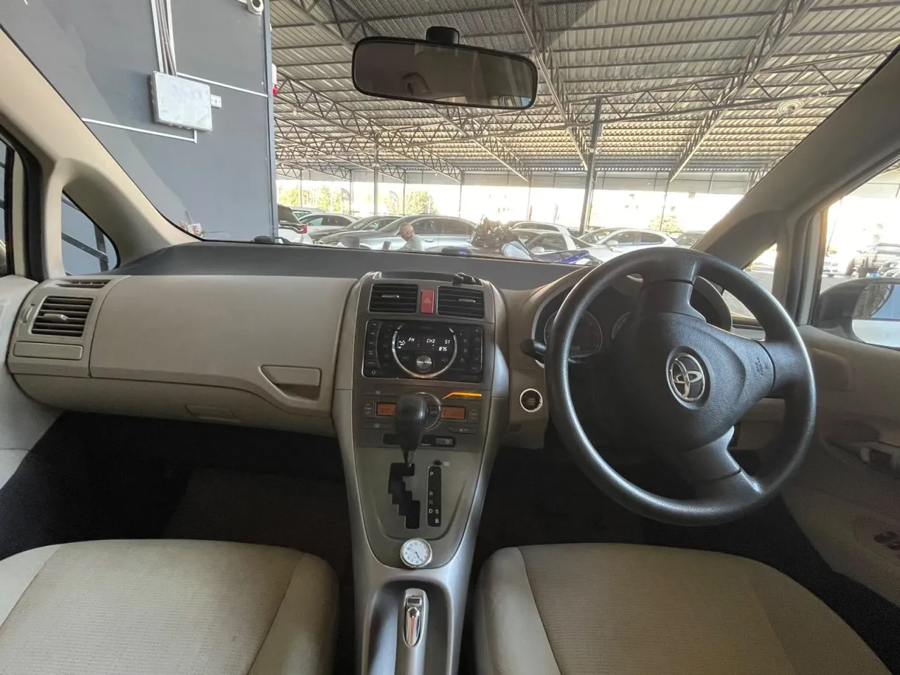 2010 Toyota Auris 1.5 Kıbrıs | KKTC İkinci El Satılık Araba - Thumbnail 8