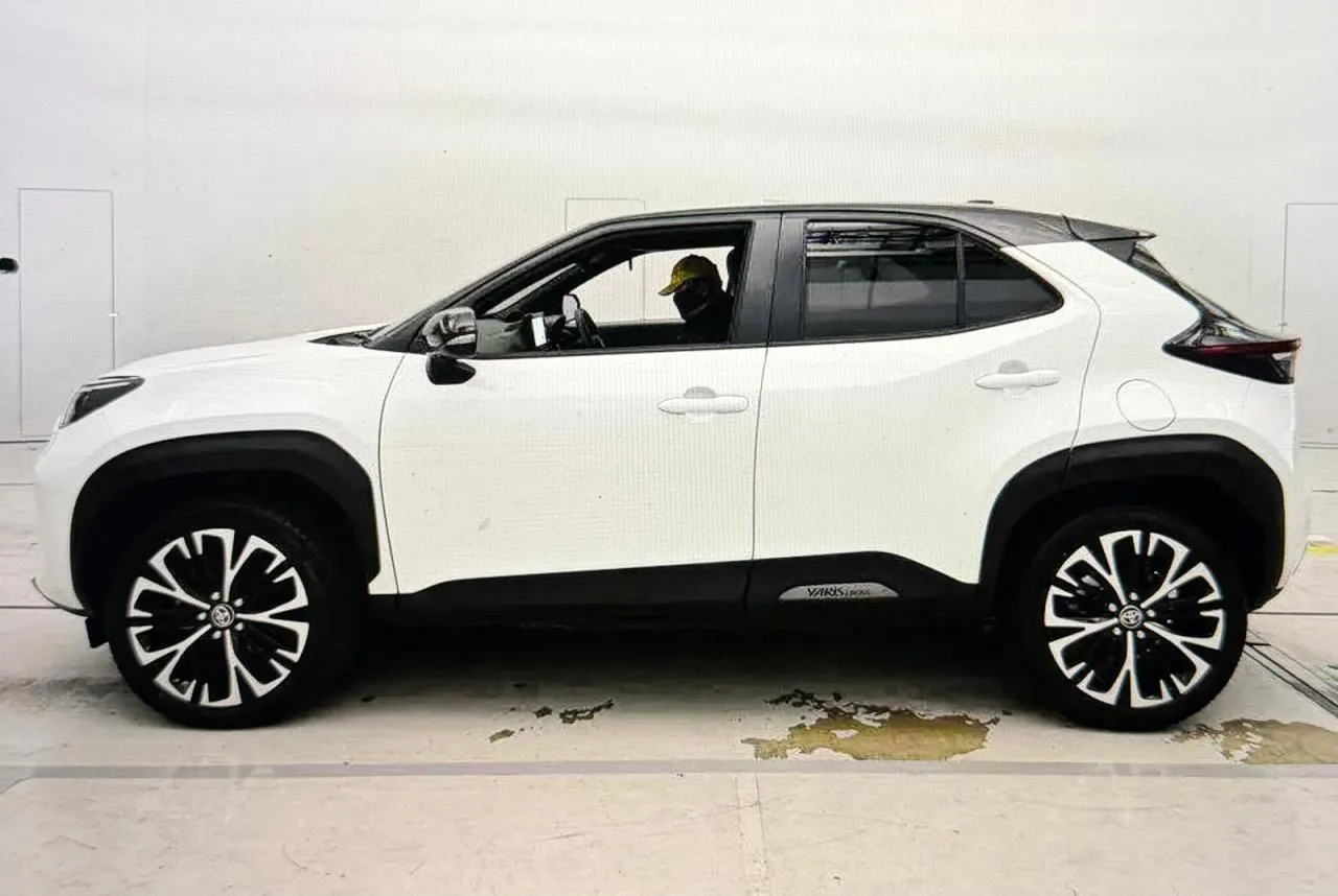 2025 Toyota Yaris Cross  Kıbrıs | KKTC İkinci El Satılık Araba - Thumbnail 5