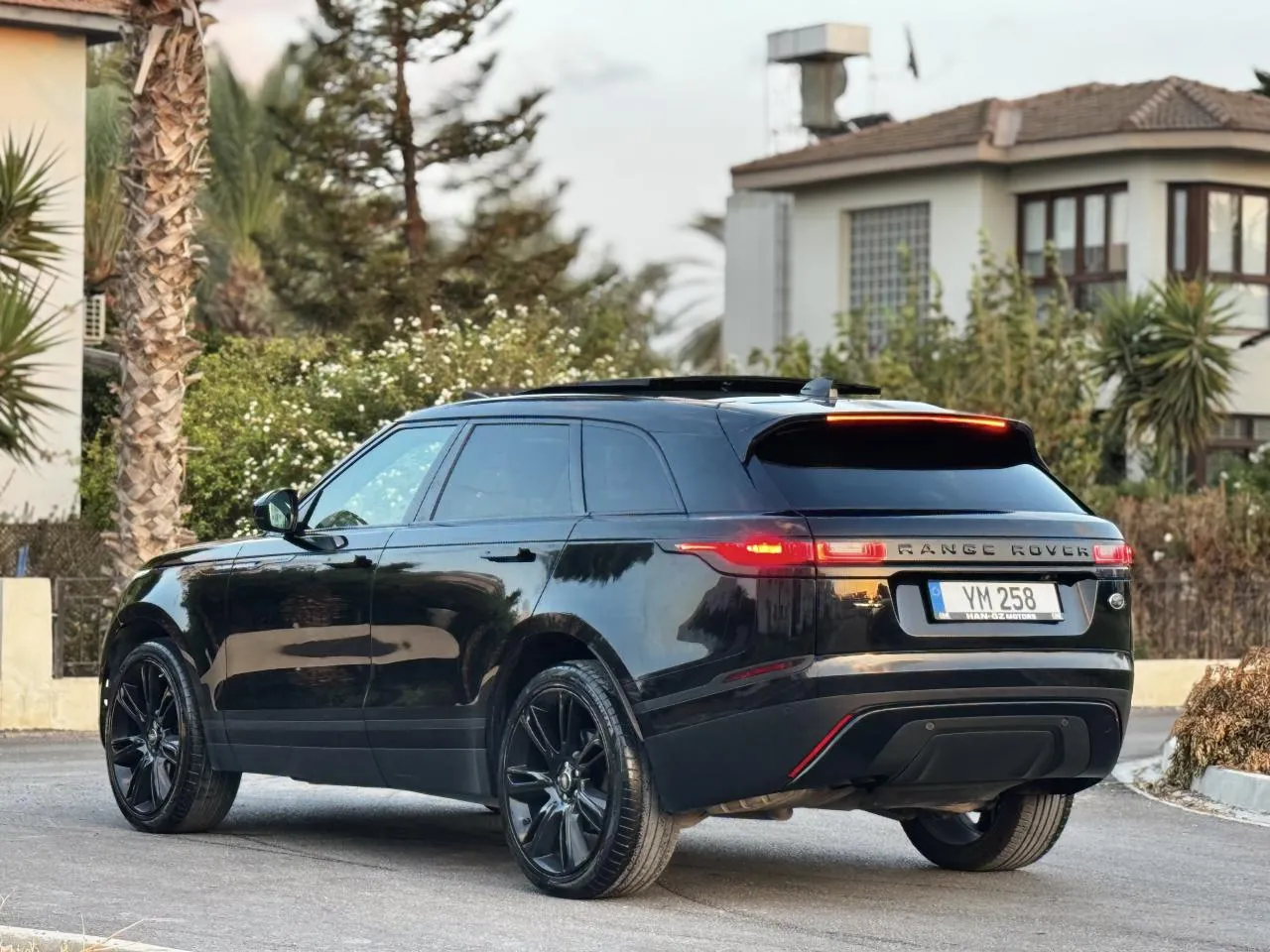 2021 Land Rover Range Rover Velar 2.0 TD4 Kıbrıs | KKTC İkinci El Satılık Araba - Thumbnail 8