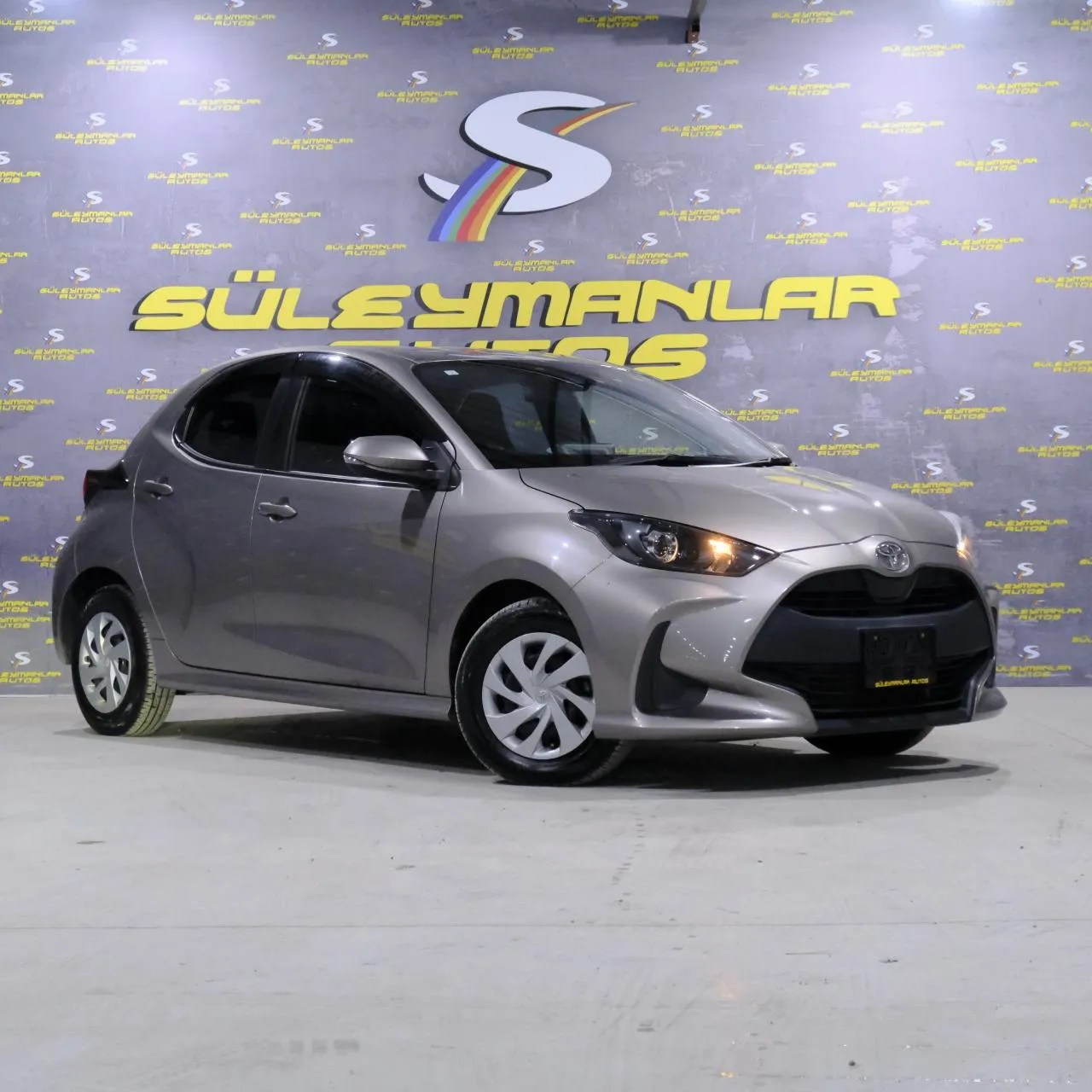 2021 Toyota Yaris 1.0 Kıbrıs | KKTC İkinci El Satılık Araba - Fotoğraf 1