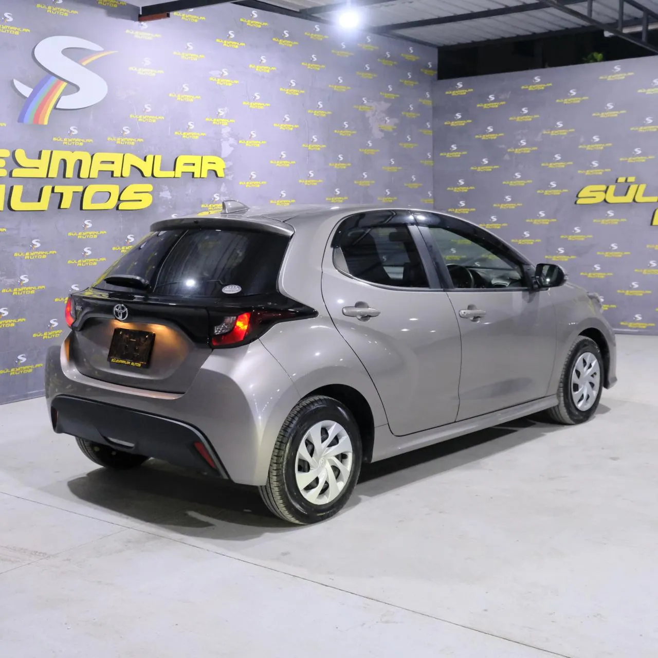 2021 Toyota Yaris 1.0 Kıbrıs | KKTC İkinci El Satılık Araba - Thumbnail 4