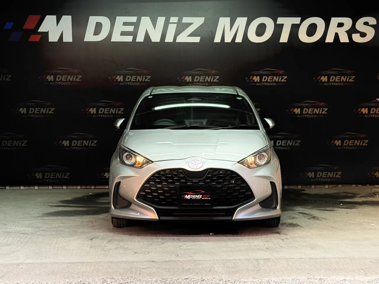 2024 Toyota Yaris 1.5 Hybrid Kıbrıs | KKTC İkinci El Satılık Araba - Thumbnail 3