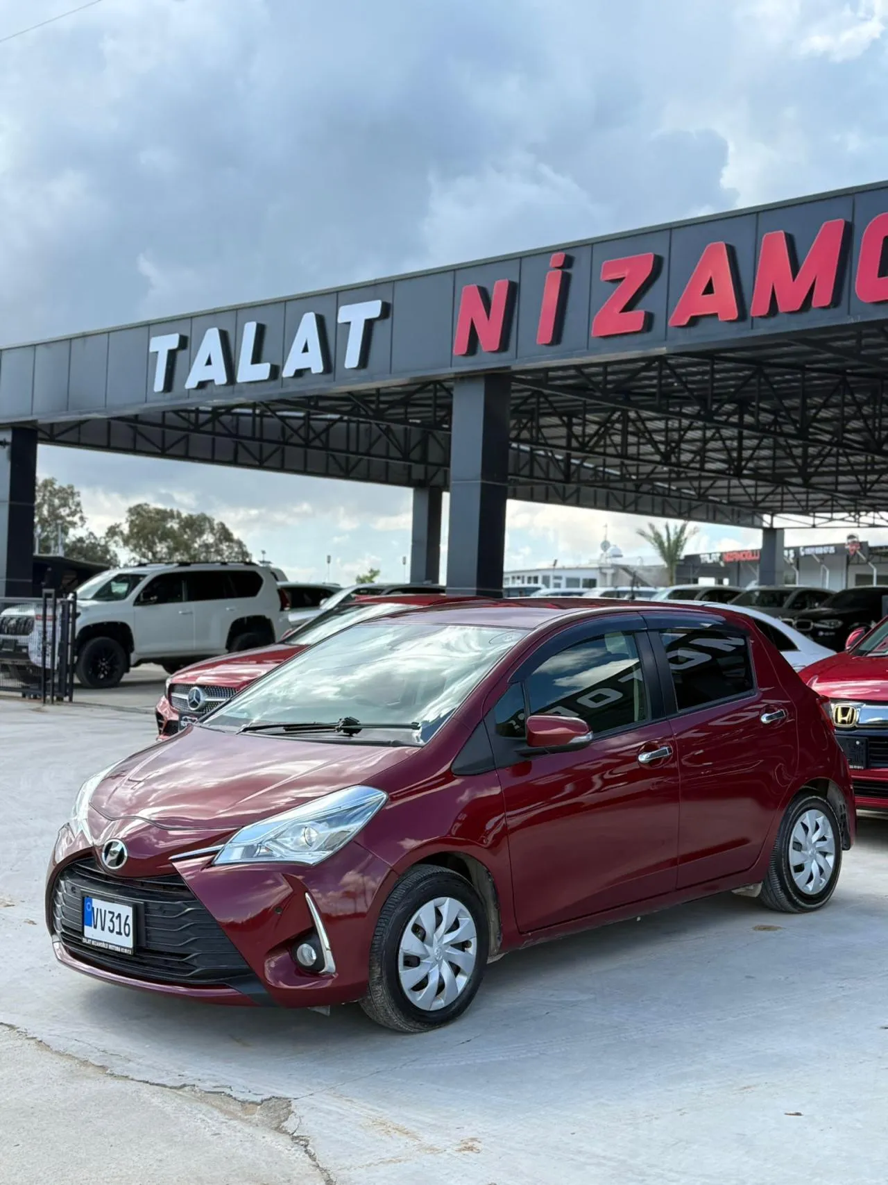 2019 Toyota Vitz 1.3 Kıbrıs | KKTC İkinci El Satılık Araba - Thumbnail 3
