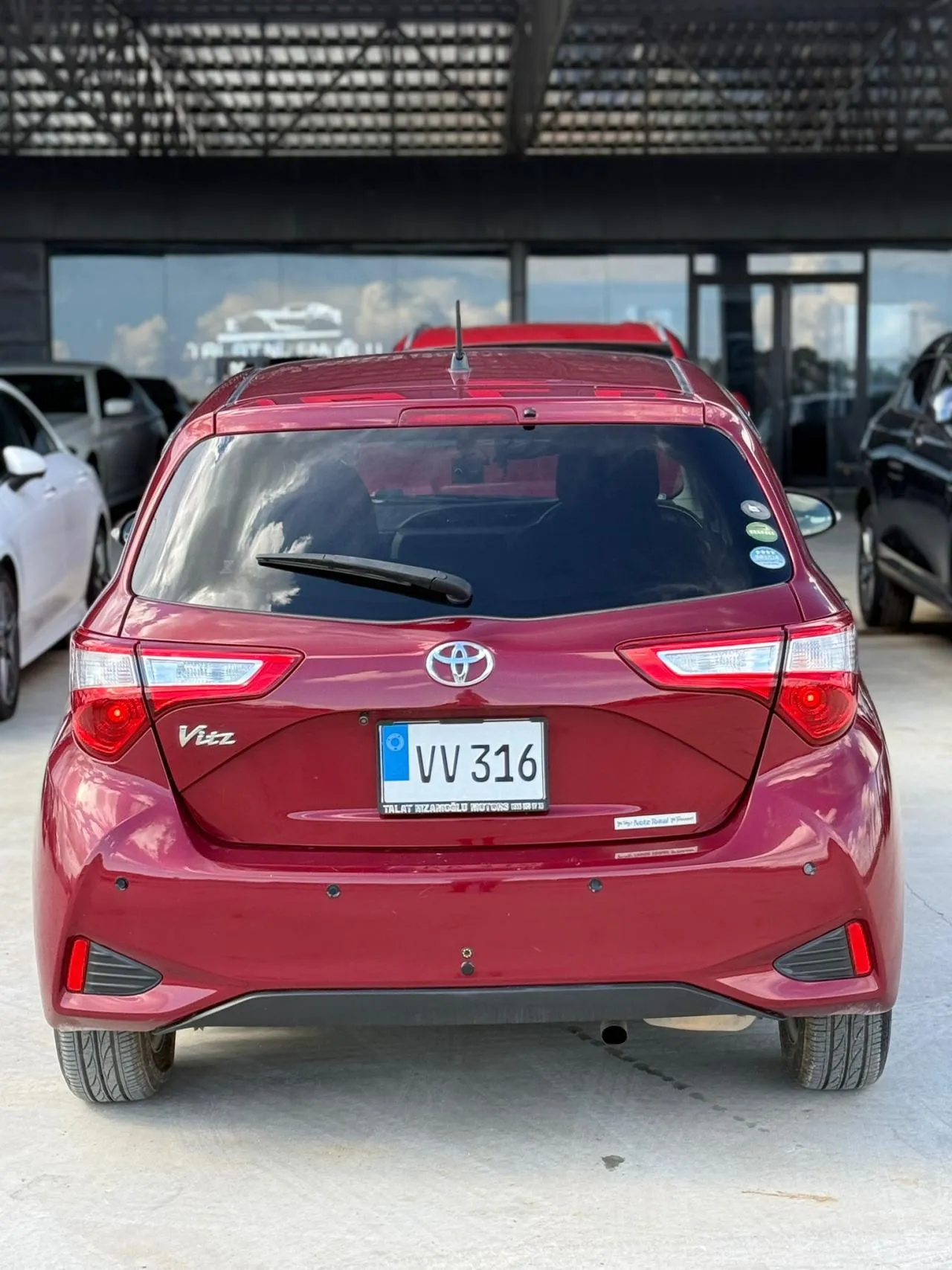 2019 Toyota Vitz 1.3 Kıbrıs | KKTC İkinci El Satılık Araba - Thumbnail 5