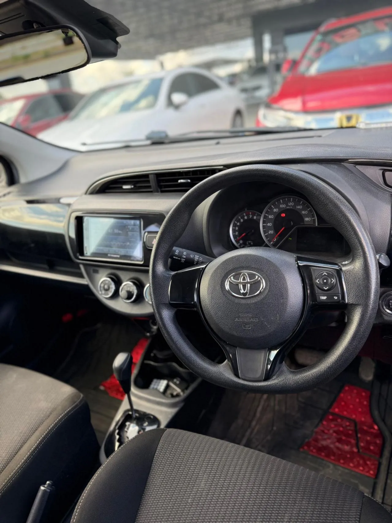 2019 Toyota Vitz 1.3 Kıbrıs | KKTC İkinci El Satılık Araba - Thumbnail 7