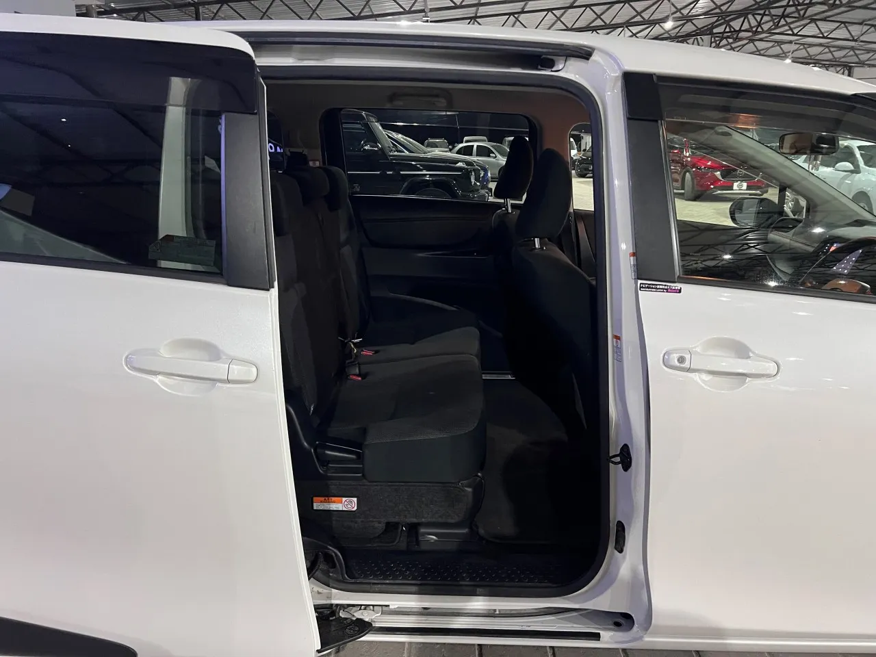 2020 Toyota Sienta 1.5 CVT-i Kıbrıs | KKTC İkinci El Satılık Araba - Thumbnail 5