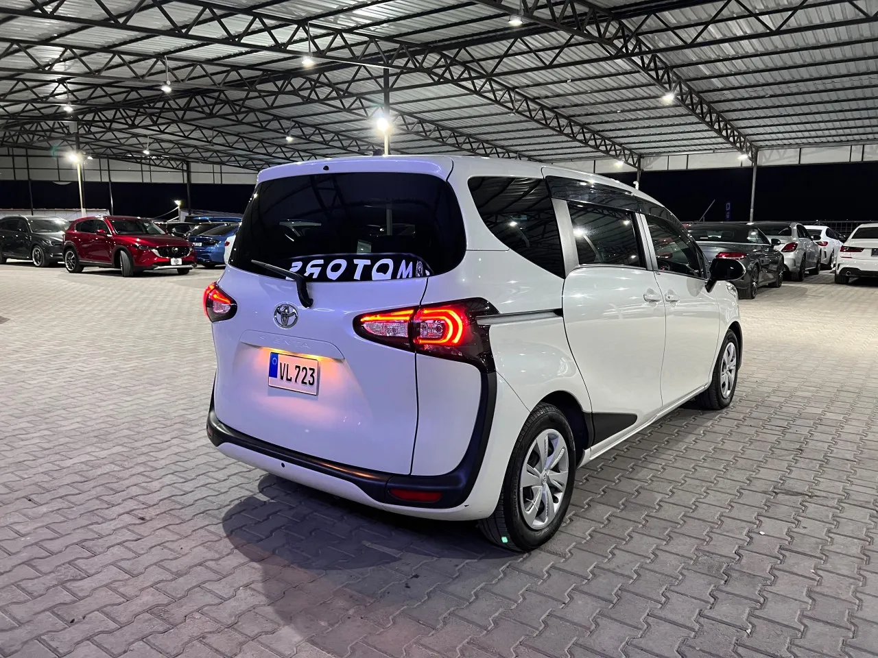 2020 Toyota Sienta 1.5 CVT-i Kıbrıs | KKTC İkinci El Satılık Araba - Thumbnail 7