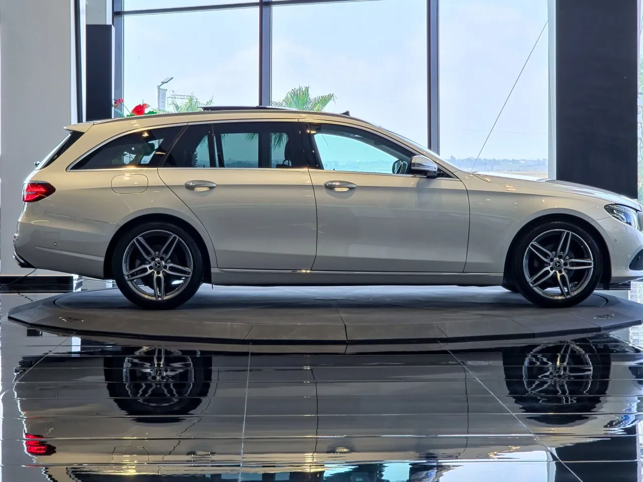 2021 Mercedes-Benz E Serisi E 220 d Kıbrıs | KKTC İkinci El Satılık Araba - Thumbnail 6