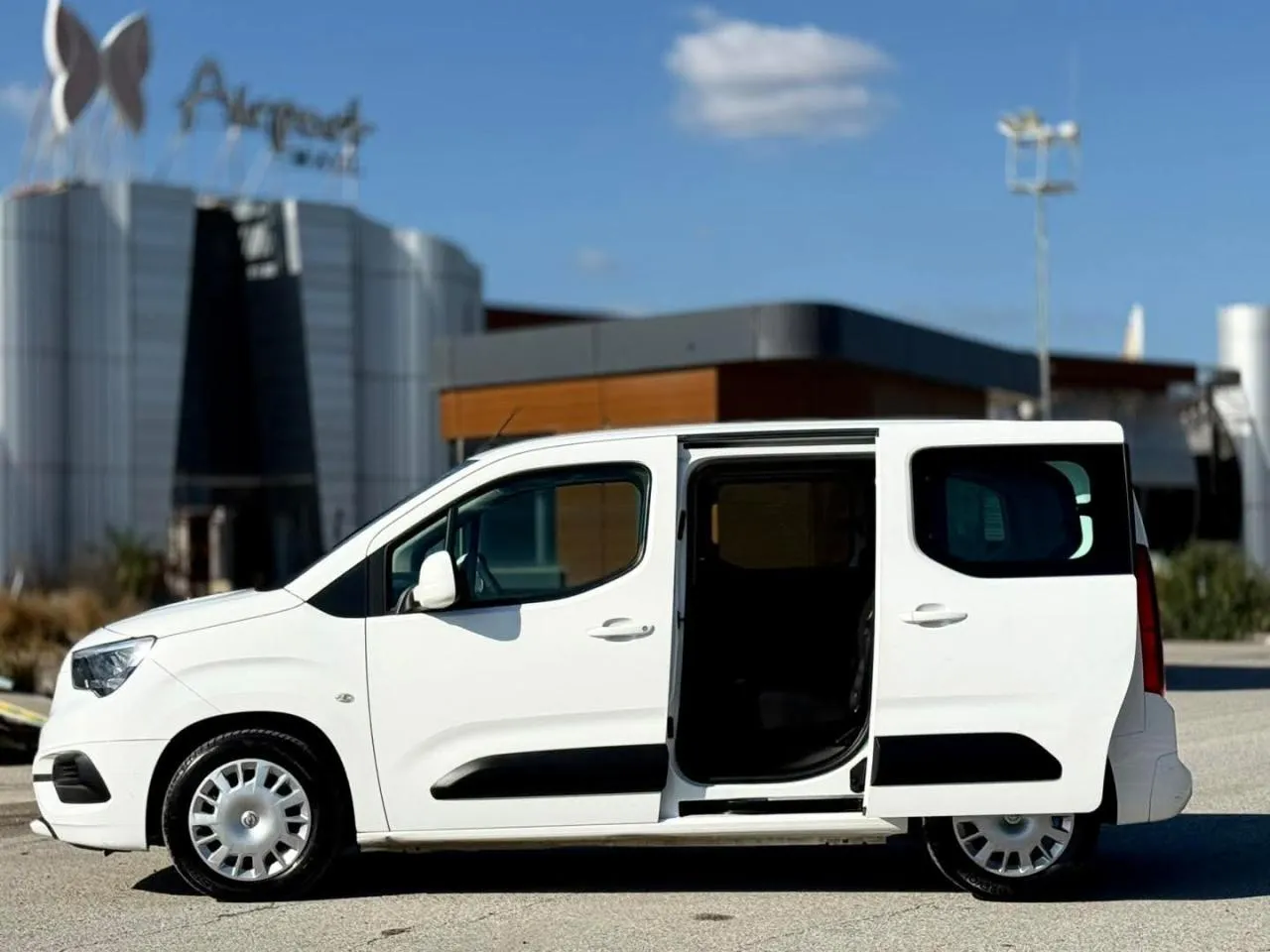 2020 Vauxhall Combo  Kıbrıs | KKTC İkinci El Satılık Araba - Thumbnail 6