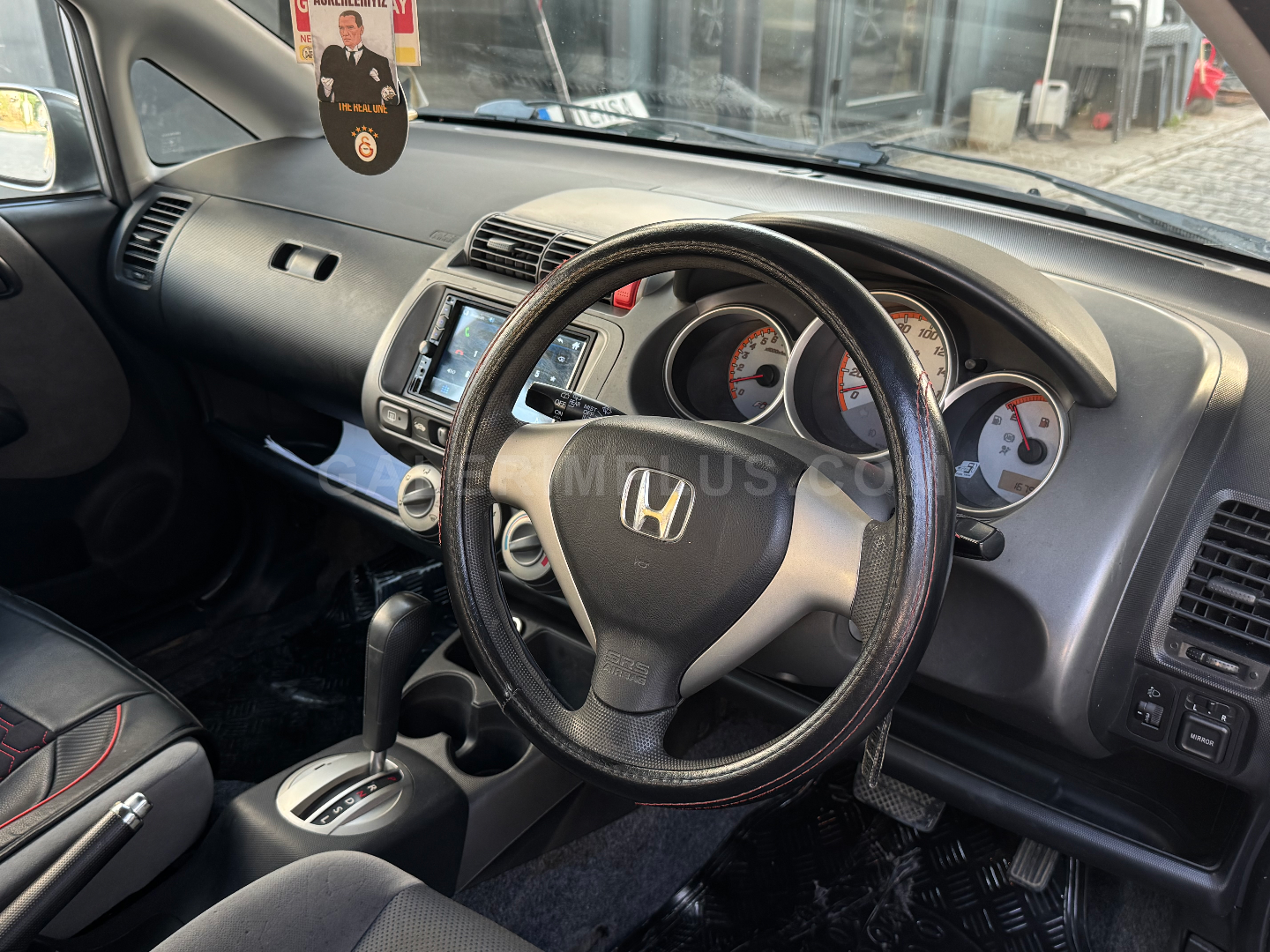 2006 Honda Fit 1.3i Kıbrıs | KKTC İkinci El Satılık Araba - Thumbnail 6