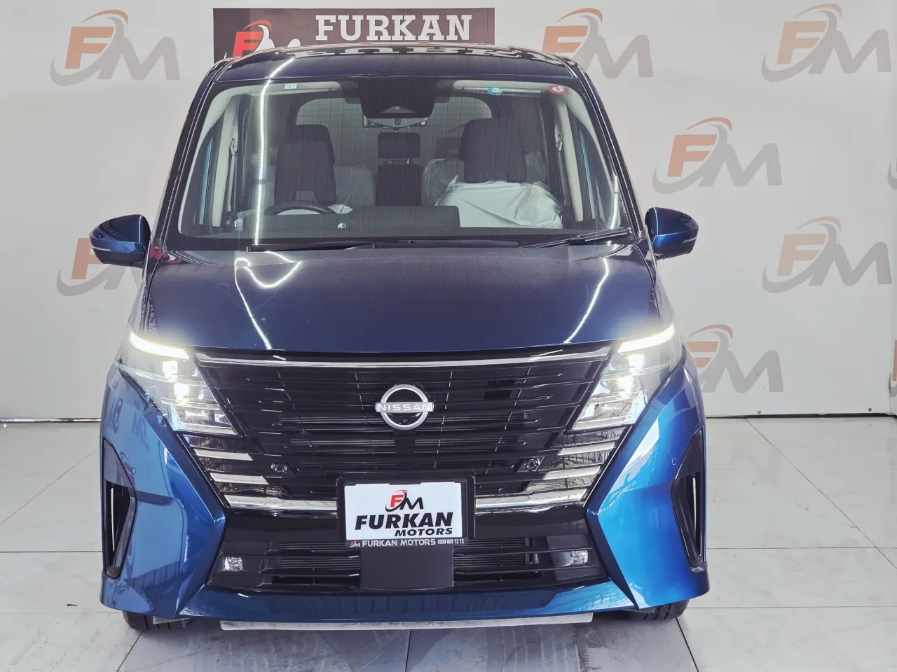 2023 Nissan Serena  Kıbrıs | KKTC İkinci El Satılık Araba - Thumbnail 2