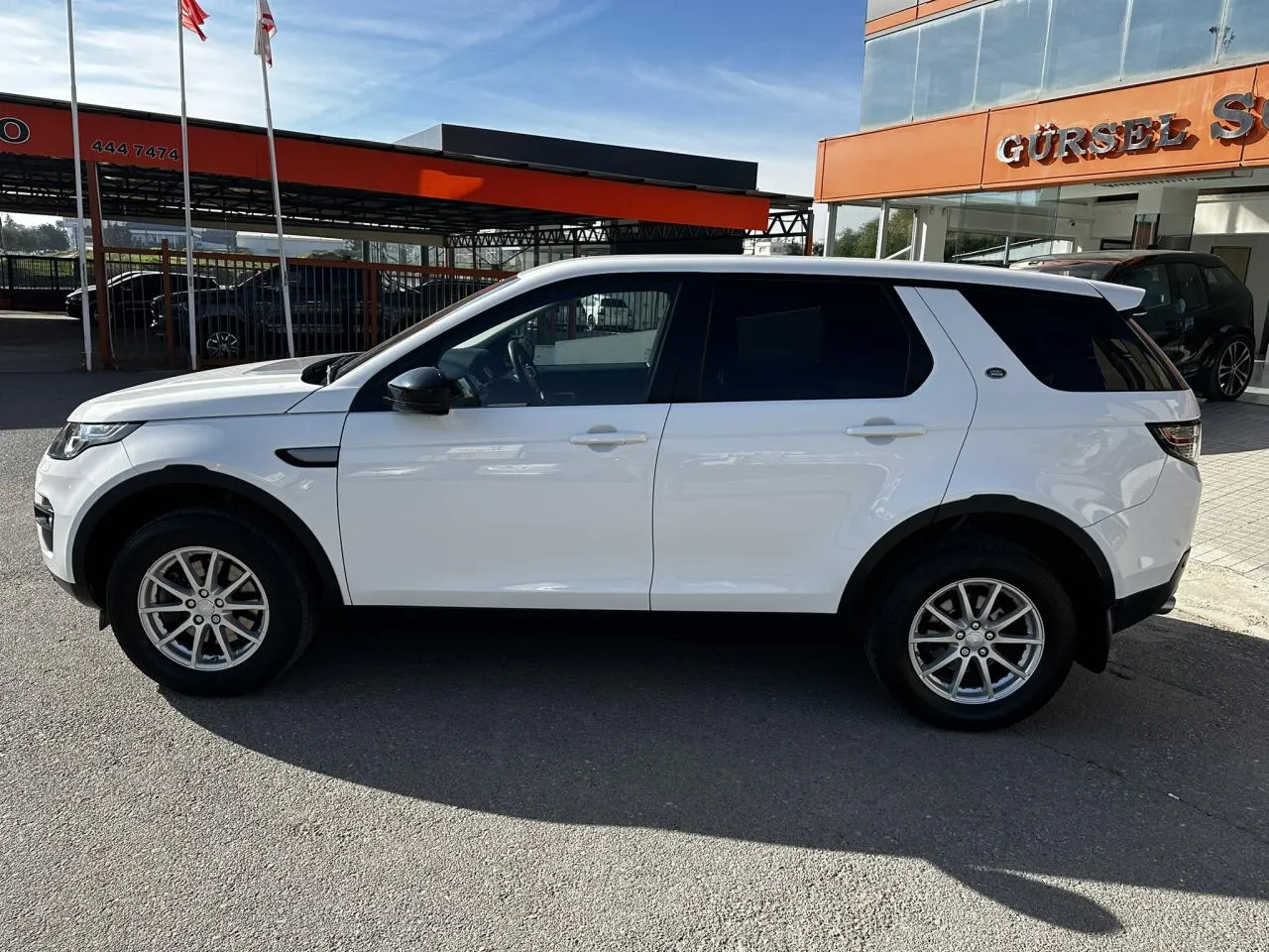 2016 Land Rover Discovery Sport 2.0 TD4 Kıbrıs | KKTC İkinci El Satılık Araba - Thumbnail 2