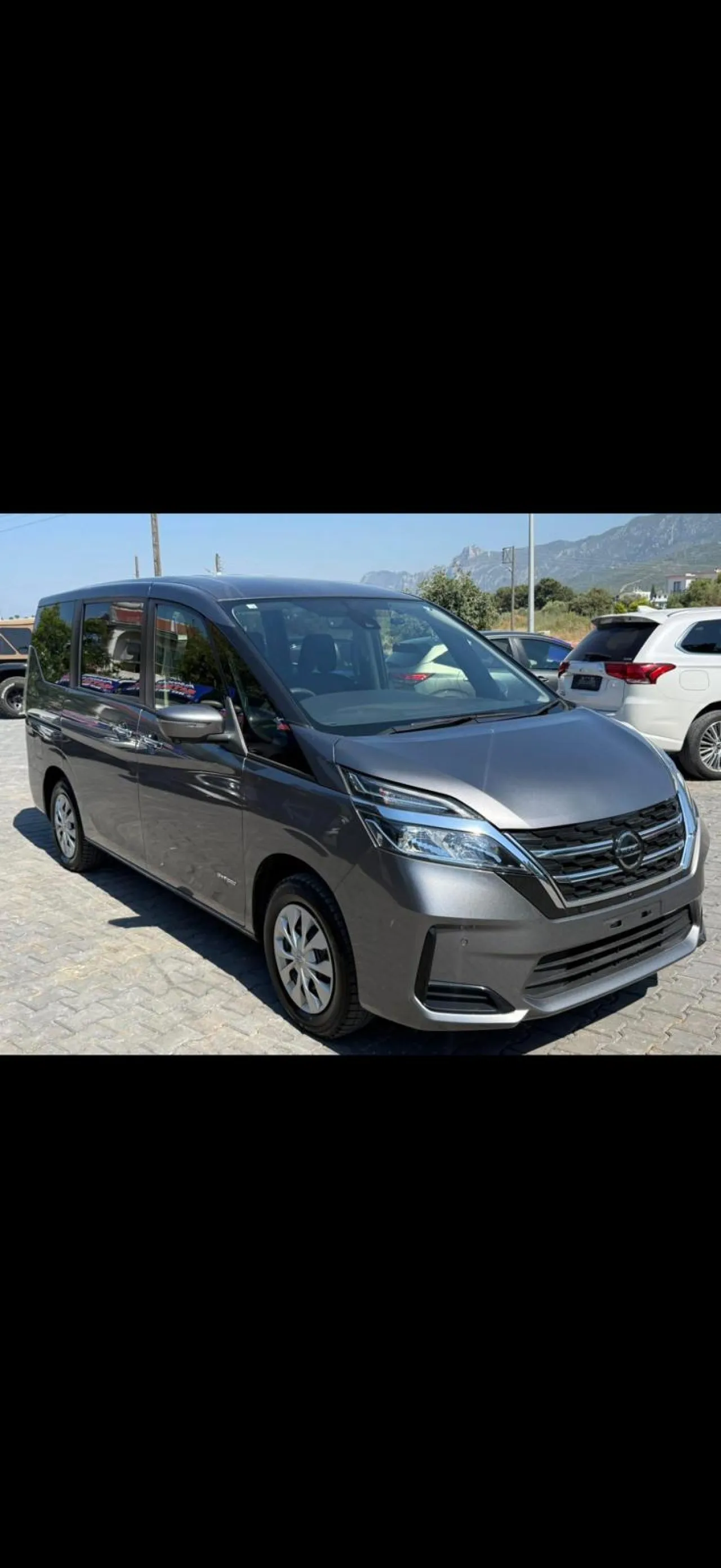 2022 Nissan Serena  Kıbrıs | KKTC İkinci El Satılık Araba - Thumbnail 2