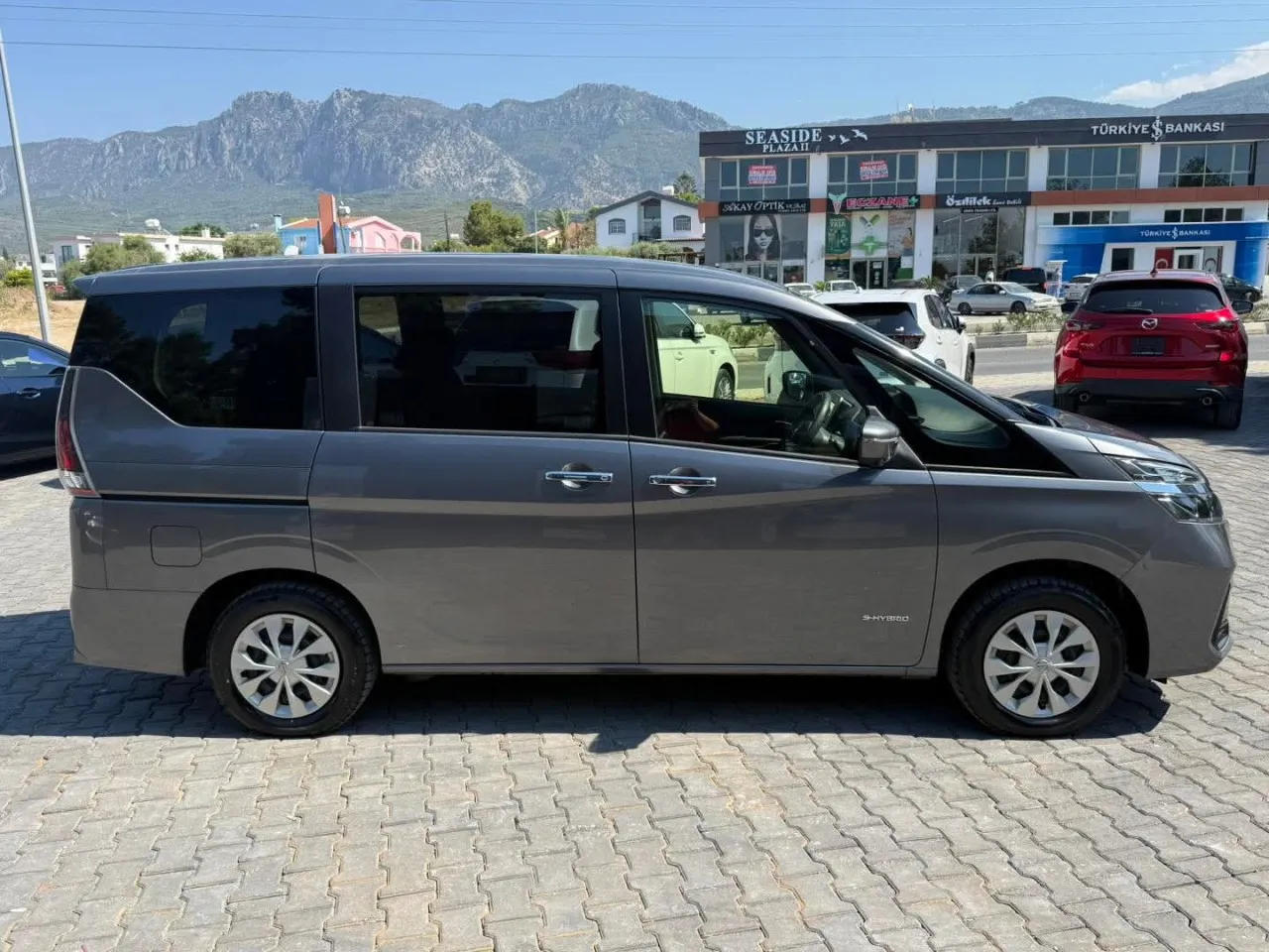 2022 Nissan Serena  Kıbrıs | KKTC İkinci El Satılık Araba - Thumbnail 3