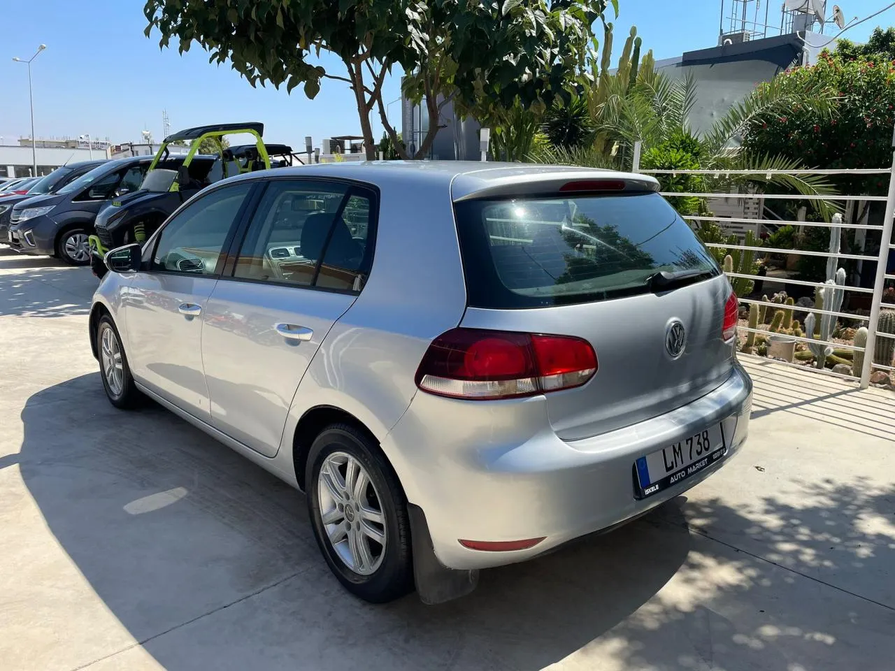 2011 Volkswagen Golf 1.4 Kıbrıs | KKTC İkinci El Satılık Araba - Thumbnail 4