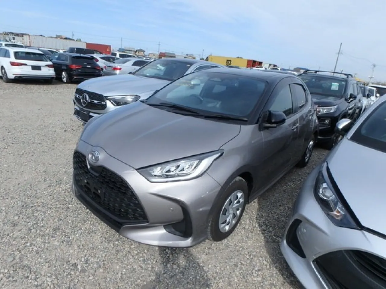 2024 Toyota Yaris 1.5 Hybrid Kıbrıs | KKTC İkinci El Satılık Araba - Fotoğraf 1