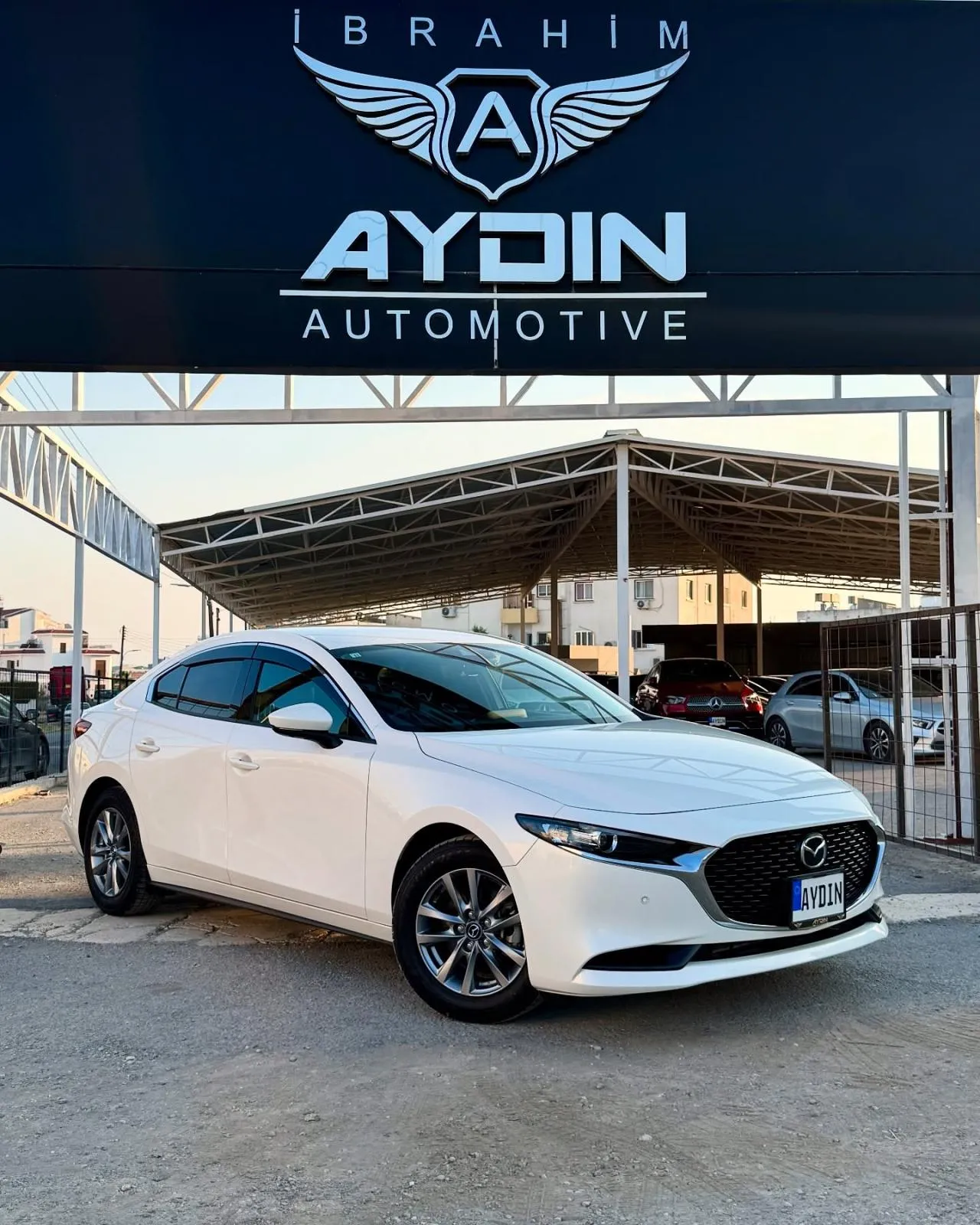 2023 Mazda 3 1.5 SkyActive-G Kıbrıs | KKTC İkinci El Satılık Araba - Fotoğraf 1