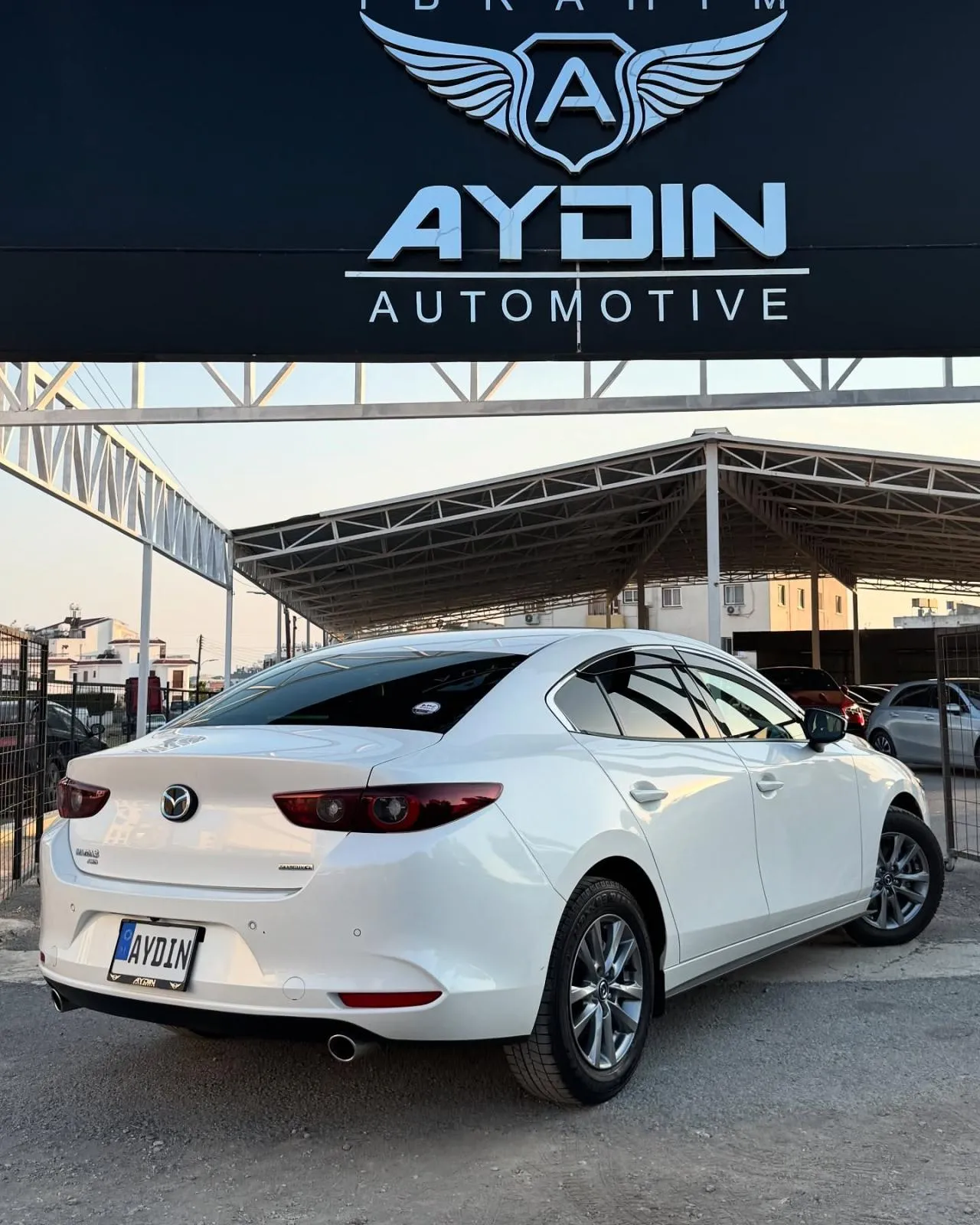 2023 Mazda 3 1.5 SkyActive-G Kıbrıs | KKTC İkinci El Satılık Araba - Thumbnail 5
