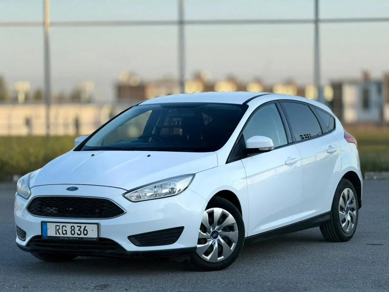 2017 Ford Focus 1.6 Kıbrıs | KKTC İkinci El Satılık Araba - Fotoğraf 1