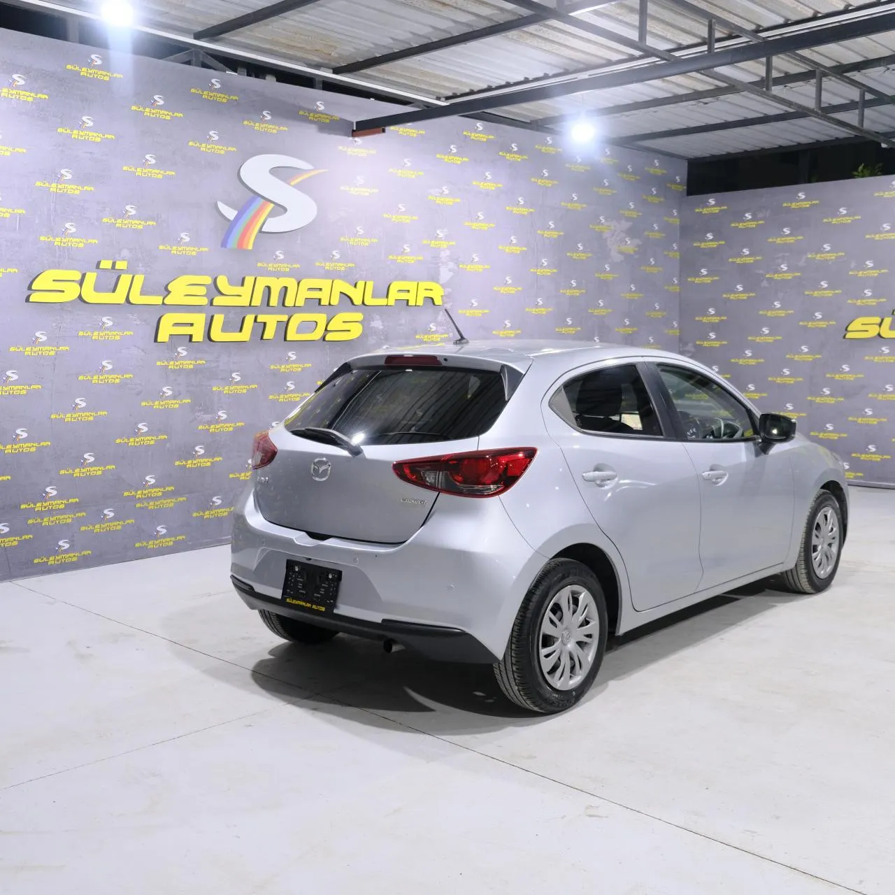 2021 Mazda 2 1.5 Sky-G Kıbrıs | KKTC İkinci El Satılık Araba - Thumbnail 4