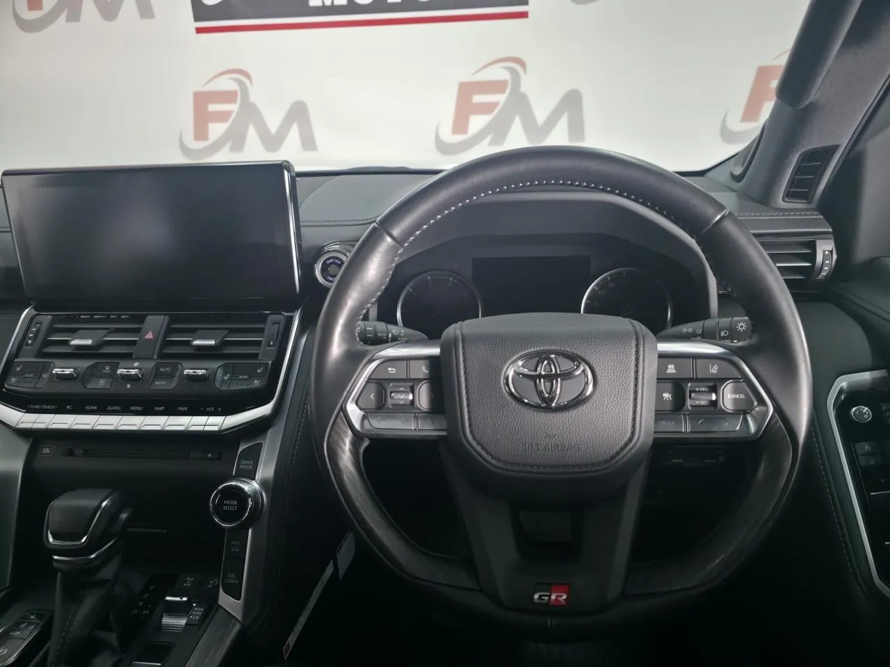 2022 Toyota Land Cruiser ZX 3.3 D Kıbrıs | KKTC İkinci El Satılık Araba - Thumbnail 6
