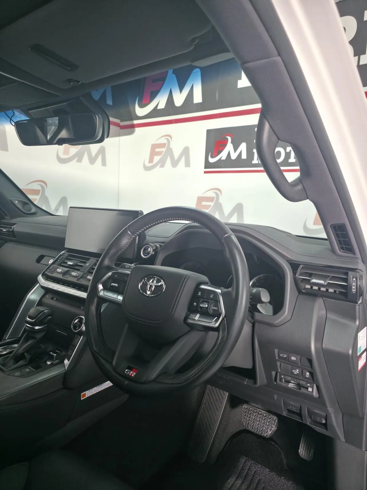 2022 Toyota Land Cruiser ZX 3.3 D Kıbrıs | KKTC İkinci El Satılık Araba - Thumbnail 8