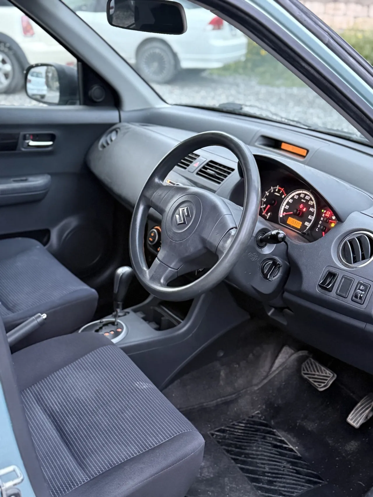 2005 Suzuki Swift 1.3 Kıbrıs | KKTC İkinci El Satılık Araba - Thumbnail 8
