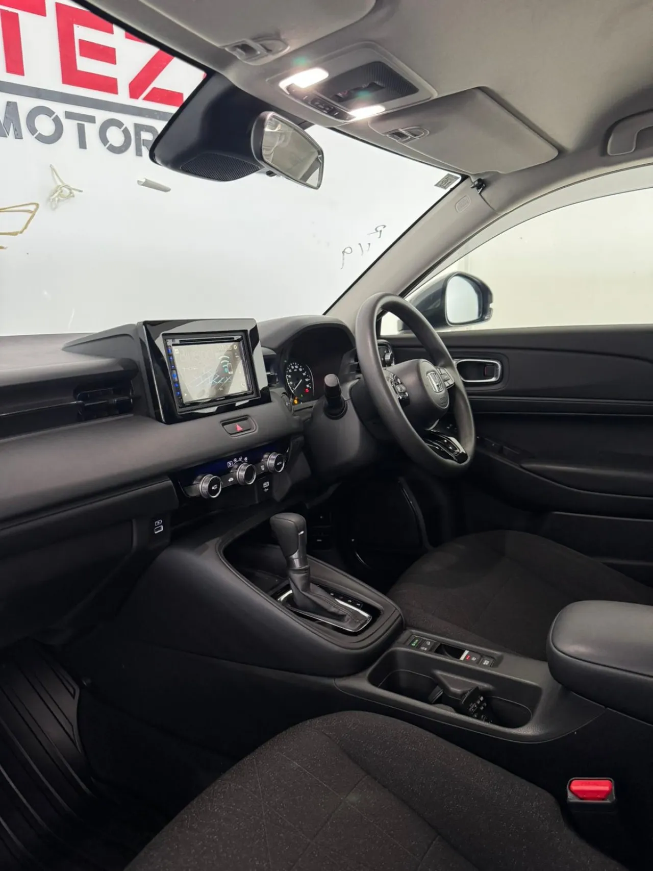 2023 Honda Vezel 1.5 i-VTEC CVT Kıbrıs | KKTC İkinci El Satılık Araba - Thumbnail 2