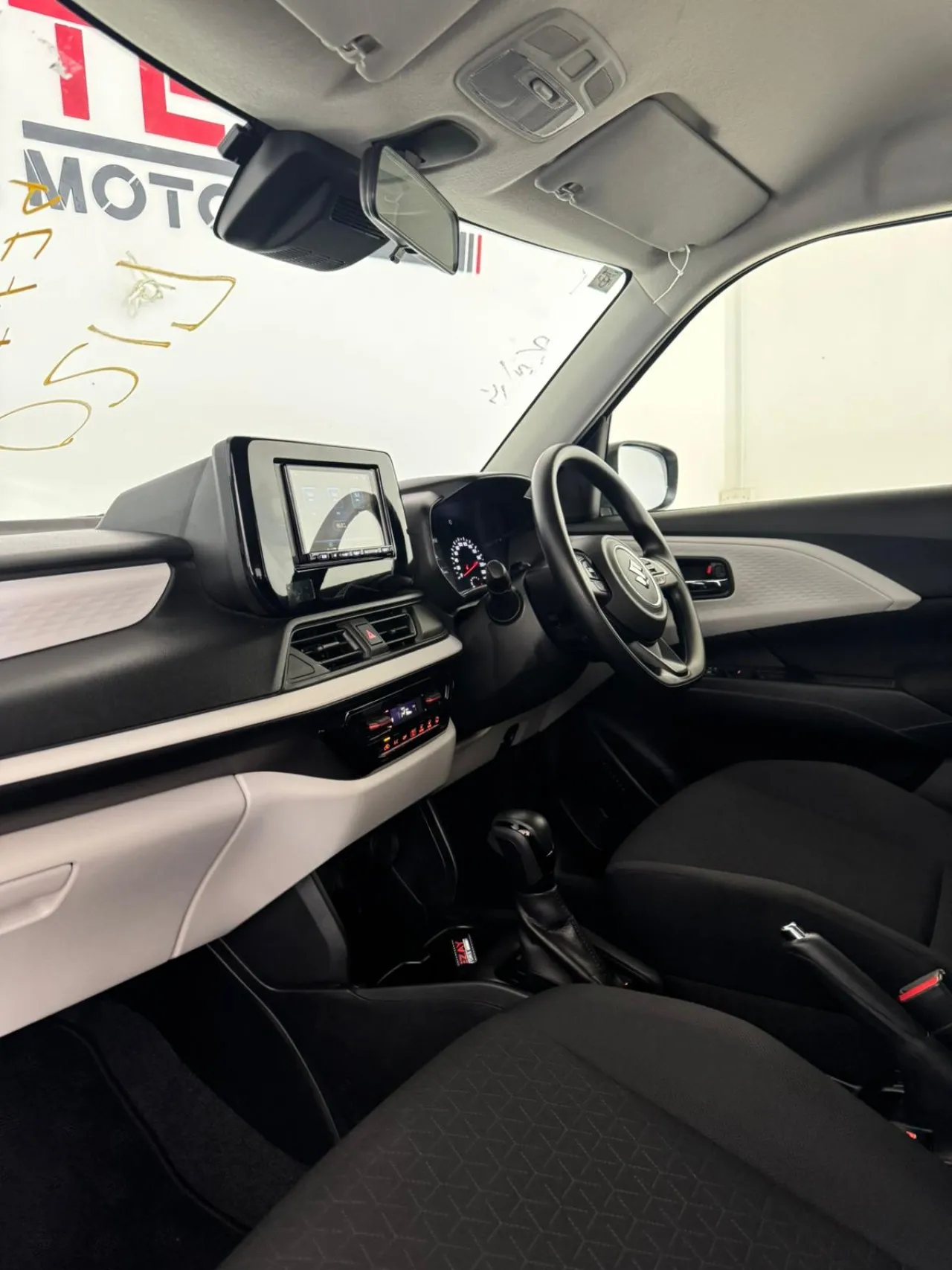 2024 Suzuki Swift 1.2 Kıbrıs | KKTC İkinci El Satılık Araba - Thumbnail 6