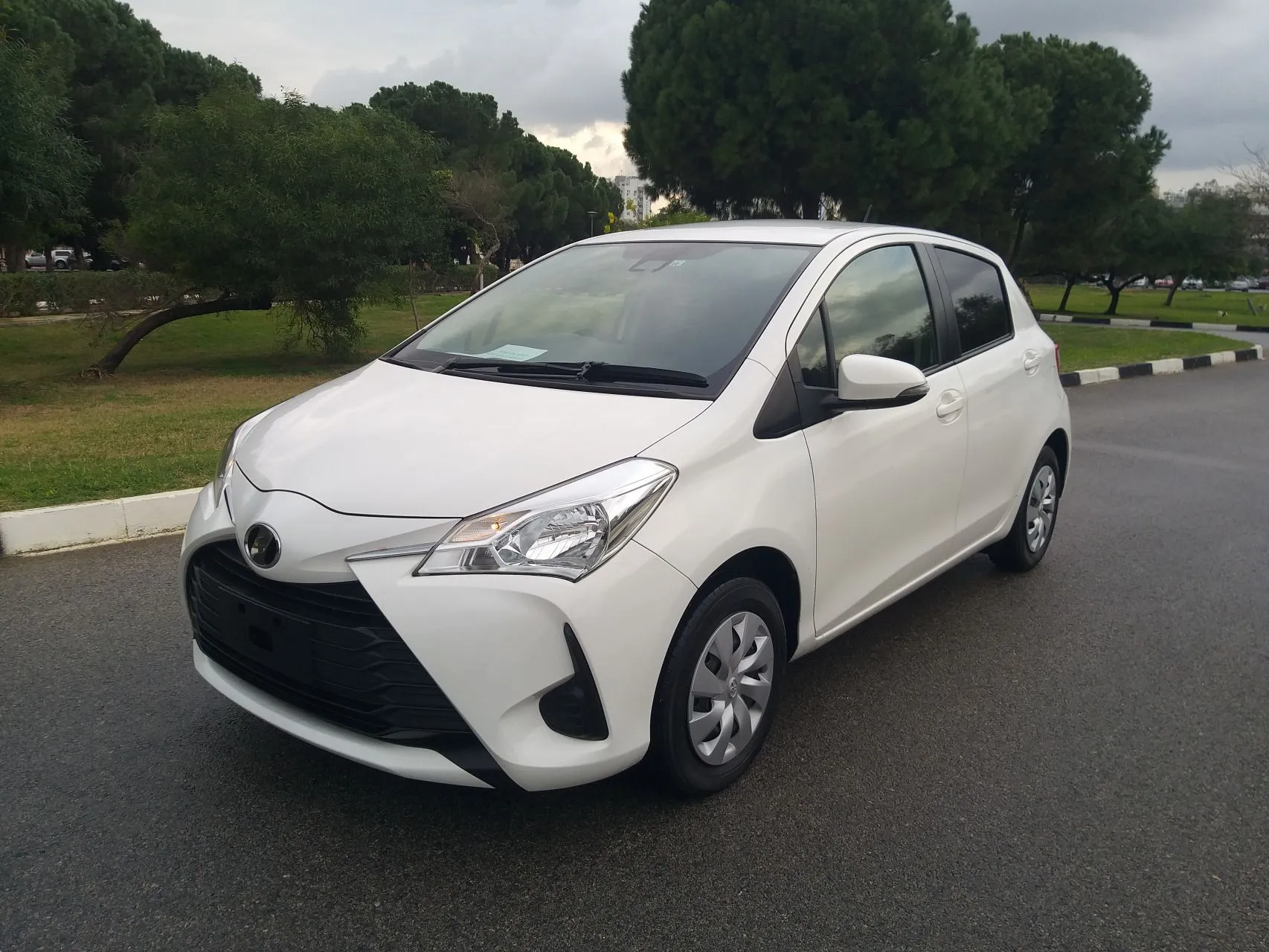 2019 Toyota Vitz 1.0 i 12V Kıbrıs | KKTC İkinci El Satılık Araba - Fotoğraf 1