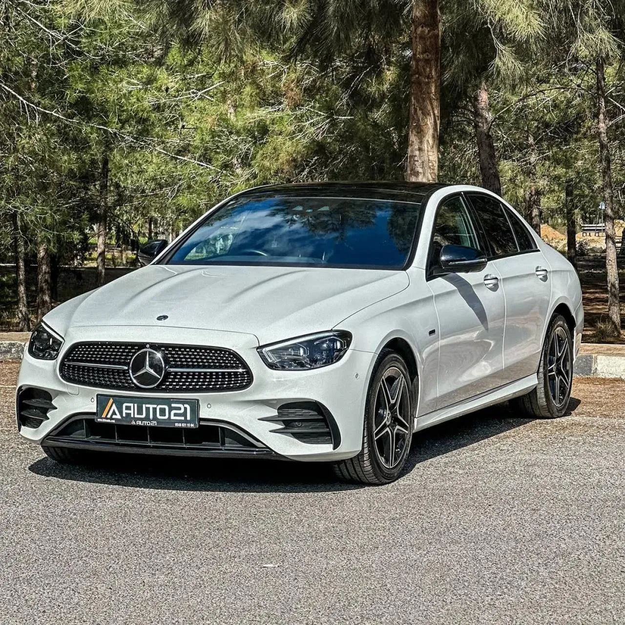 2021 Mercedes-Benz E Serisi E 300 Kıbrıs | KKTC İkinci El Satılık Araba - Fotoğraf 1