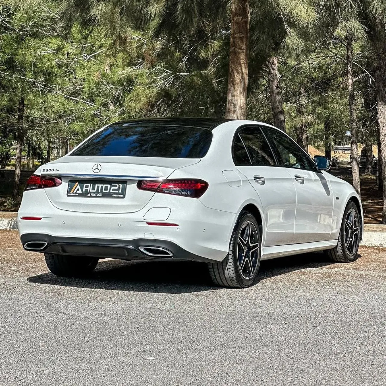 2021 Mercedes-Benz E Serisi E 300 Kıbrıs | KKTC İkinci El Satılık Araba - Thumbnail 5