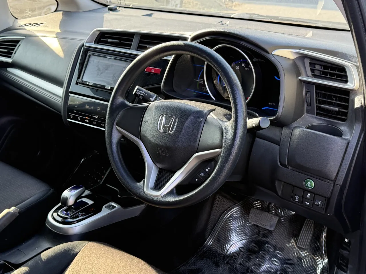 2016 Honda Fit 1.5 Hybrid Automatic Kıbrıs | KKTC İkinci El Satılık Araba - Thumbnail 6