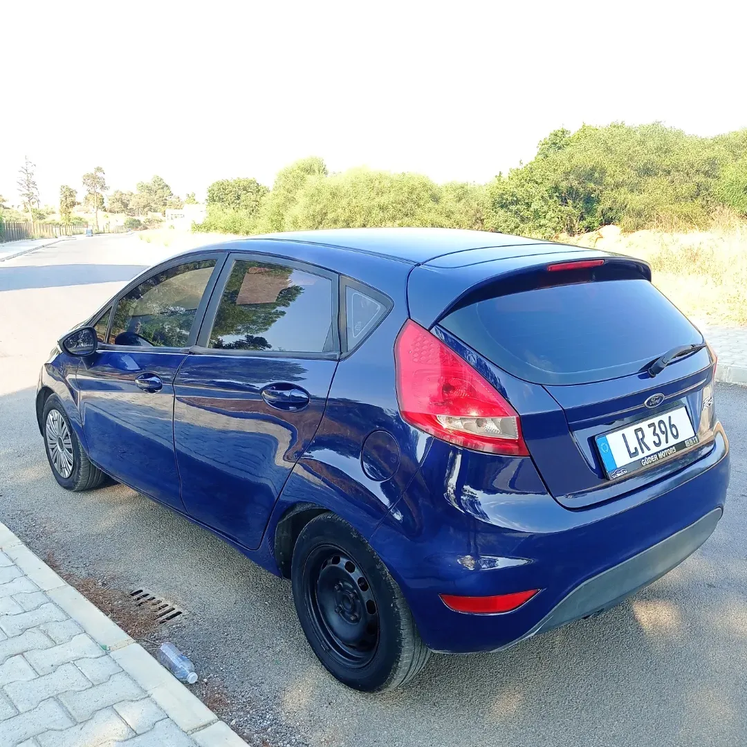 2011 Ford Fiesta 1.4 Kıbrıs | KKTC İkinci El Satılık Araba - Thumbnail 2