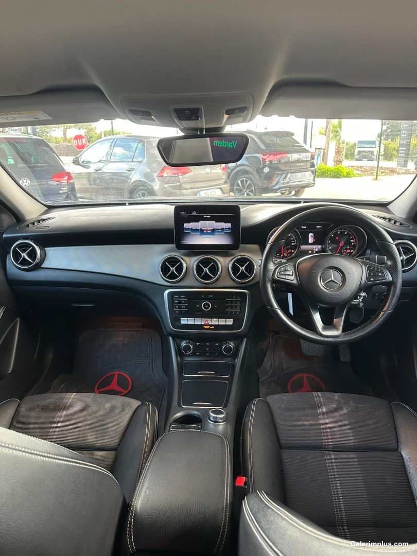 2020 Mercedes - Benz GLA 180 Kıbrıs | KKTC İkinci El Satılık Araba - Thumbnail 3