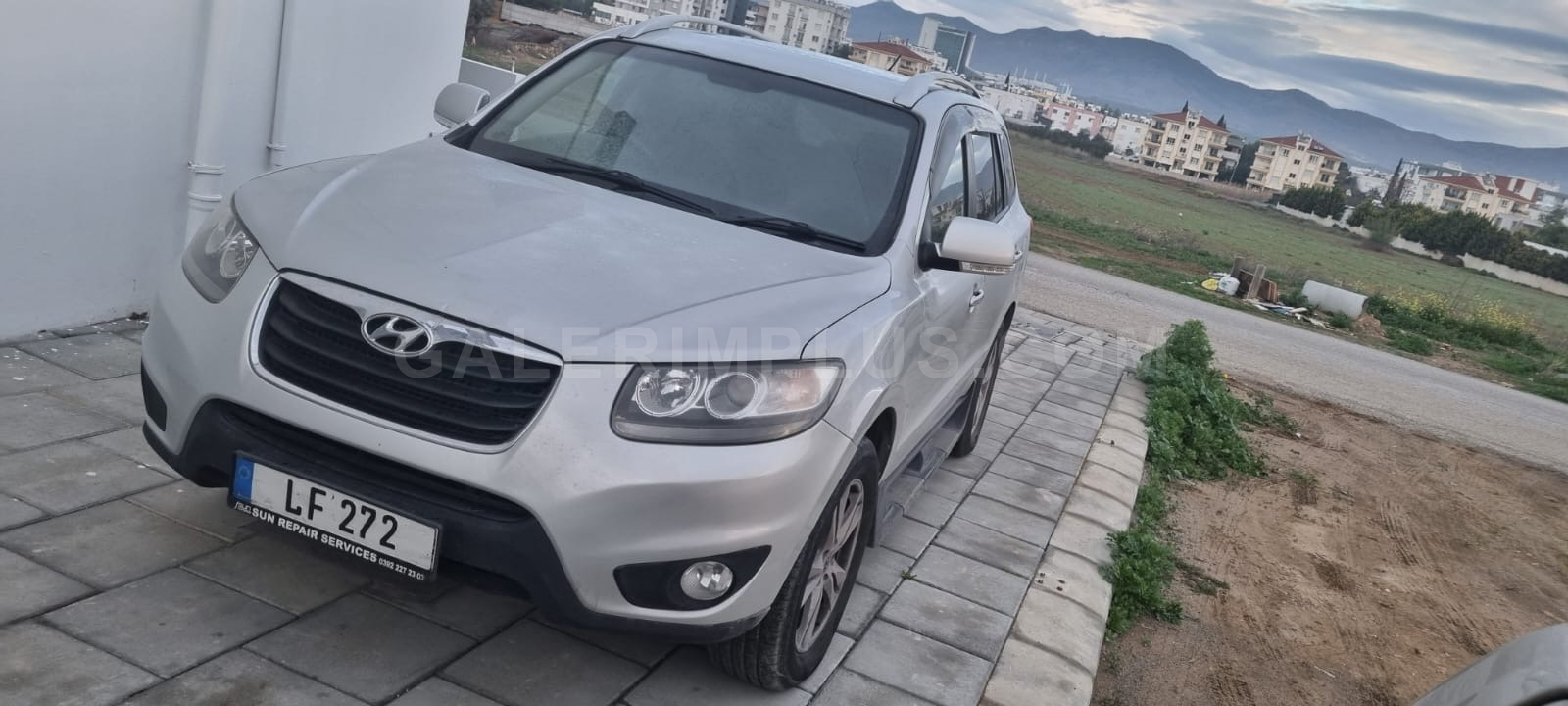 2010 Hyundai Santa Fe 2.0 CRDI Kıbrıs | KKTC İkinci El Satılık Araba - Thumbnail 2