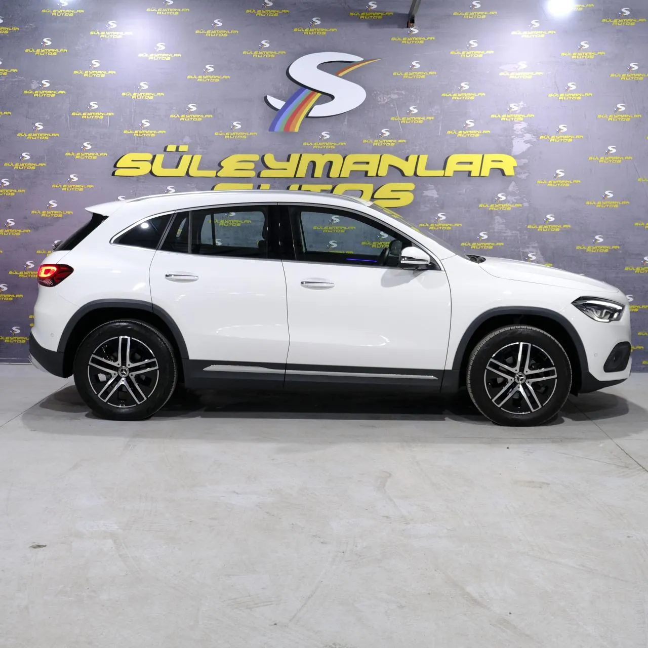 2022 Mercedes - Benz GLA 180 Kıbrıs | KKTC İkinci El Satılık Araba - Thumbnail 3
