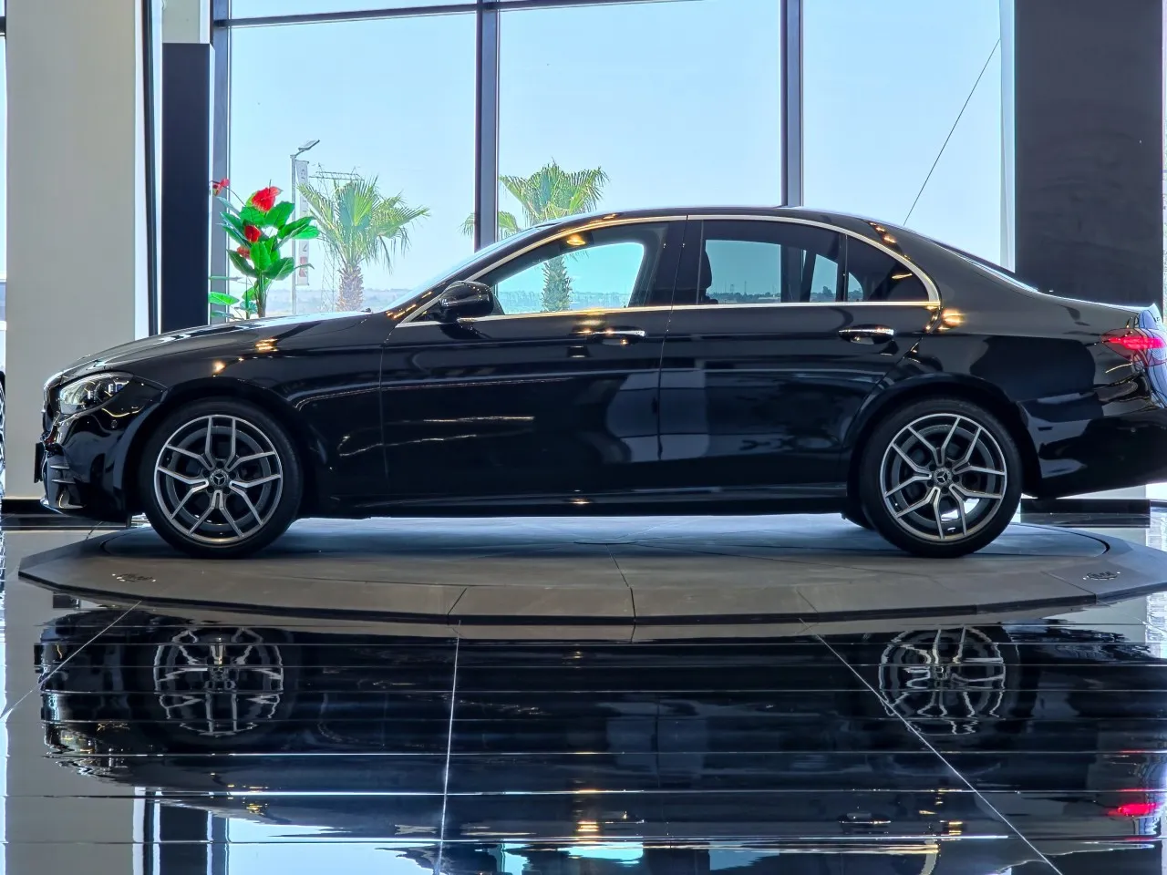 2021 Mercedes-Benz E Serisi E 220 d Kıbrıs | KKTC İkinci El Satılık Araba - Thumbnail 3