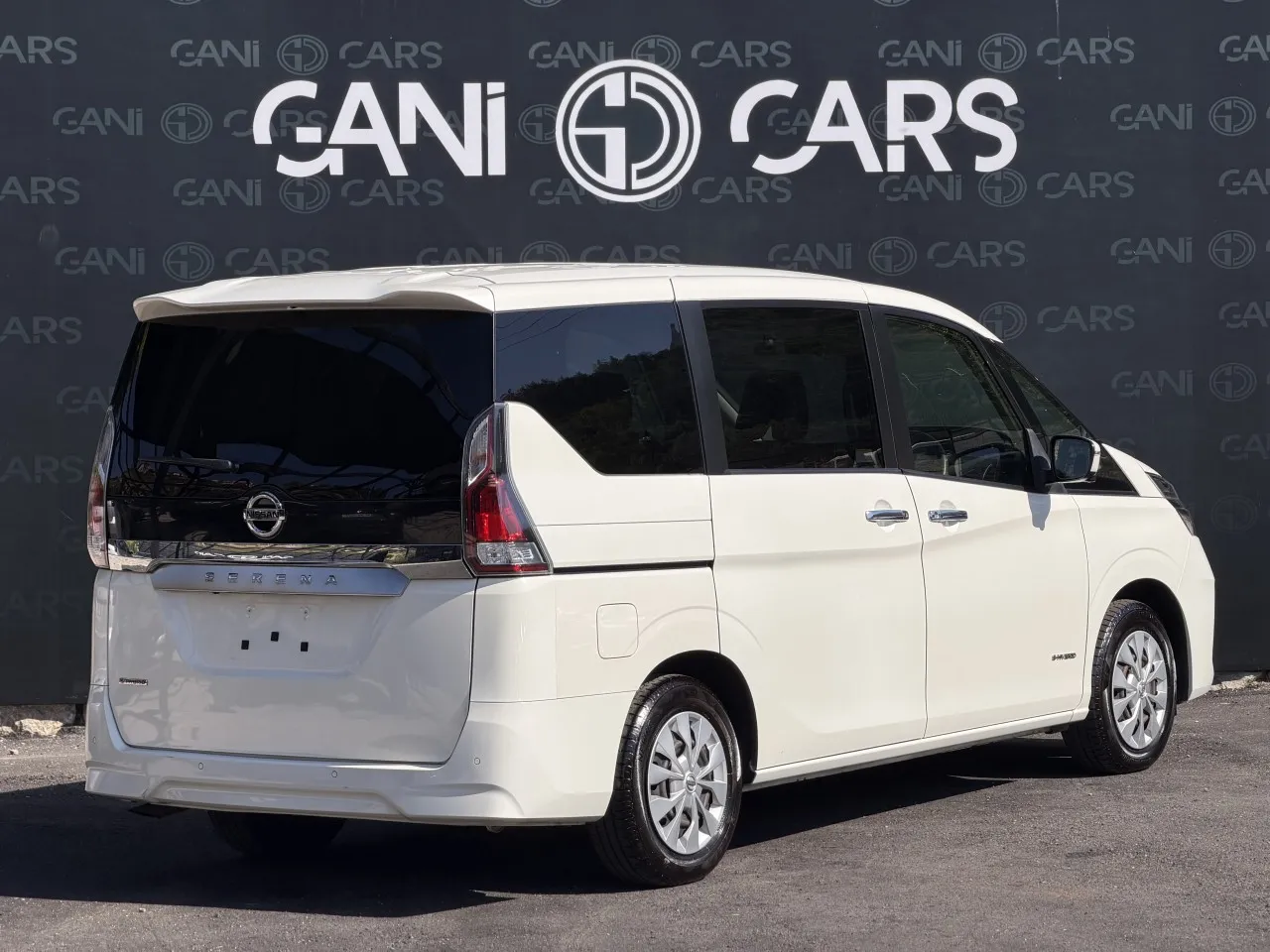 2023 Nissan Serena  Kıbrıs | KKTC İkinci El Satılık Araba - Thumbnail 5