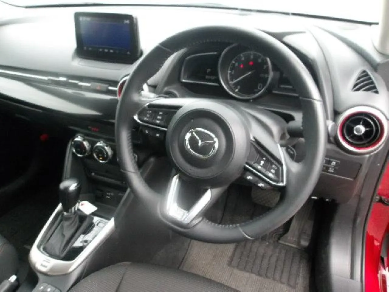 2022 Mazda 2 1.5 Sky-G Kıbrıs | KKTC İkinci El Satılık Araba - Thumbnail 6