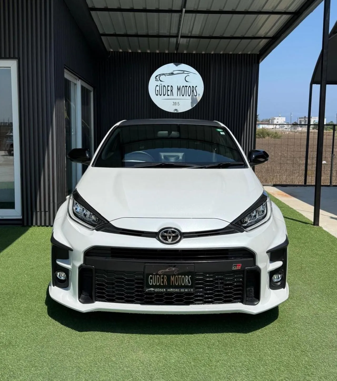 2022 Toyota Yaris 1.5 Kıbrıs | KKTC İkinci El Satılık Araba - Thumbnail 2