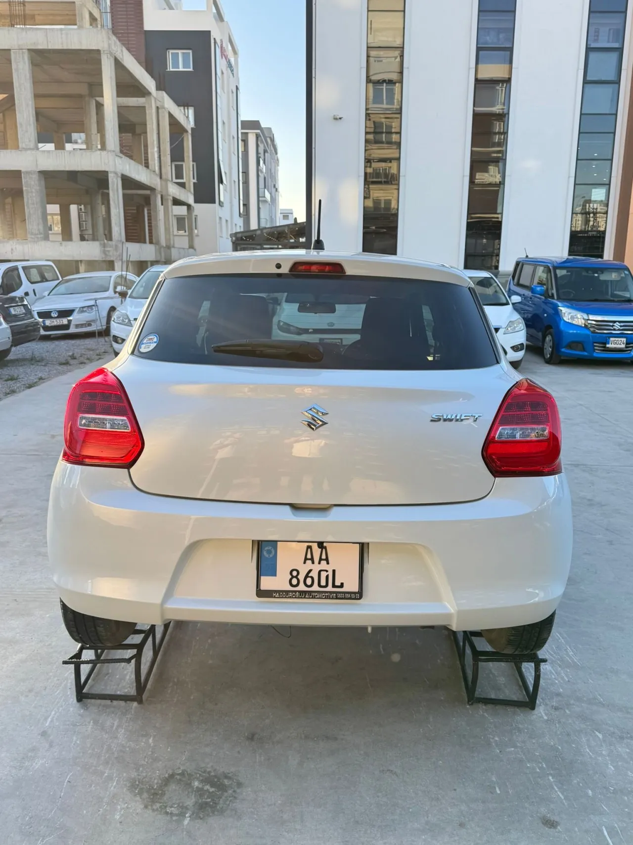 2023 Suzuki Swift 1.3 Kıbrıs | KKTC İkinci El Satılık Araba - Thumbnail 6