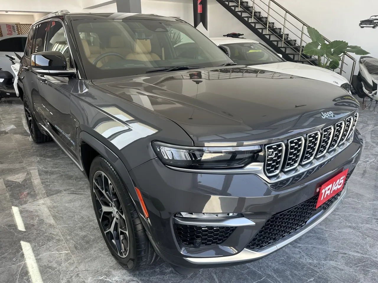 2024 Jeep Grand Cherokee  Kıbrıs | KKTC İkinci El Satılık Araba - Thumbnail 8