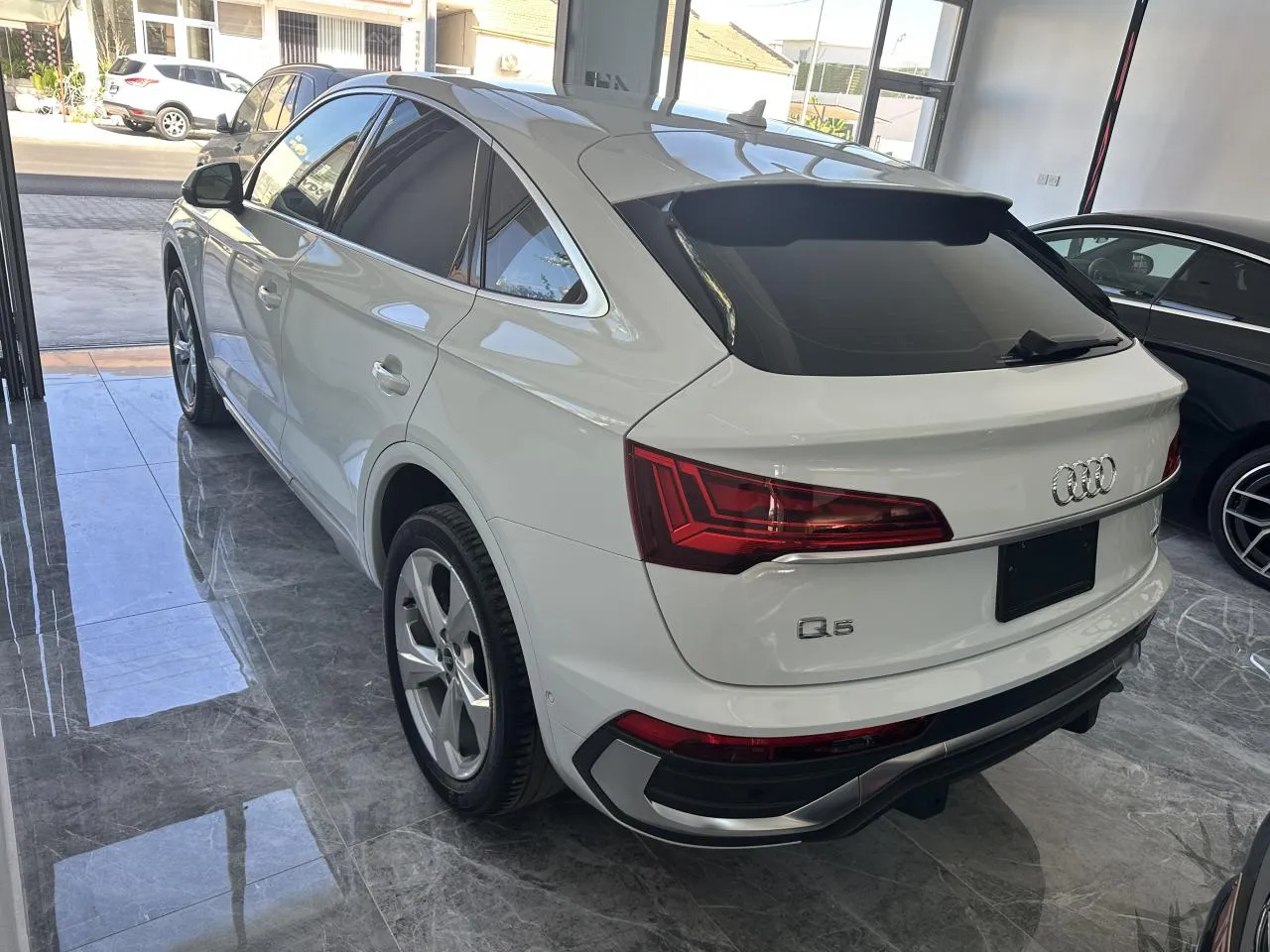 2023 Audi Q5 2.0 TDI Quattro S Line Kıbrıs | KKTC İkinci El Satılık Araba - Thumbnail 3
