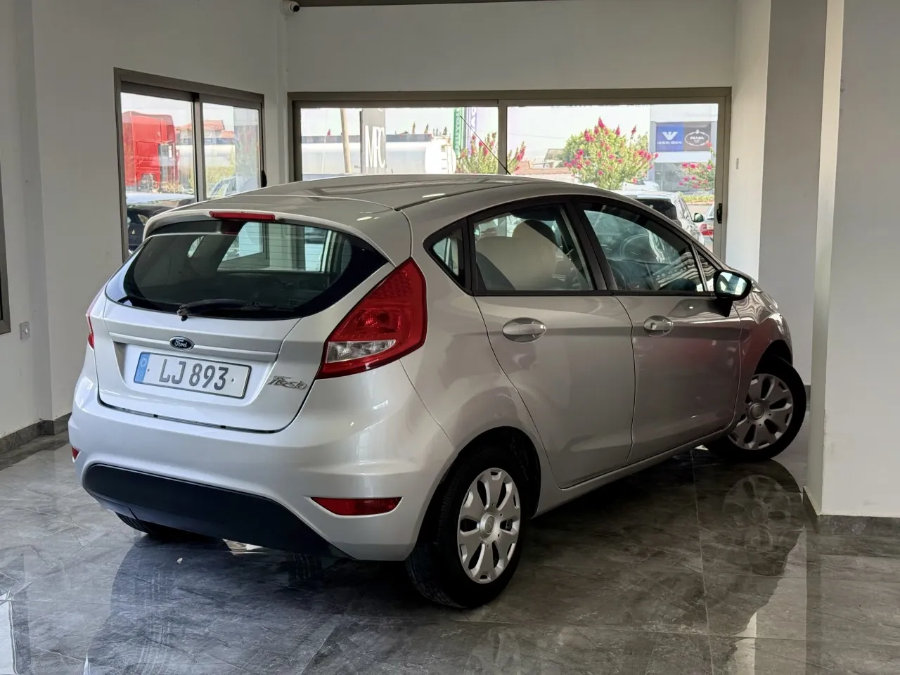 2010 Ford Fiesta 1.3 Kıbrıs | KKTC İkinci El Satılık Araba - Thumbnail 5